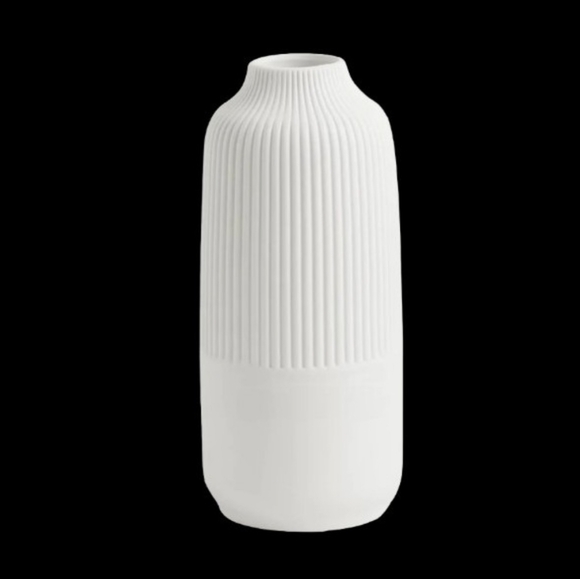 Pre-Owned Matte White Decorative Ceramic Vase for Flowers and Home Decor - Picture 1 of 8